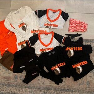 Legitimate Hooters costume